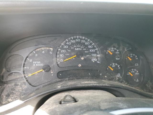 Photo 9 from auction – 2004 CHEVROLET SILVERADO with VIN 1GBJK39184E114918