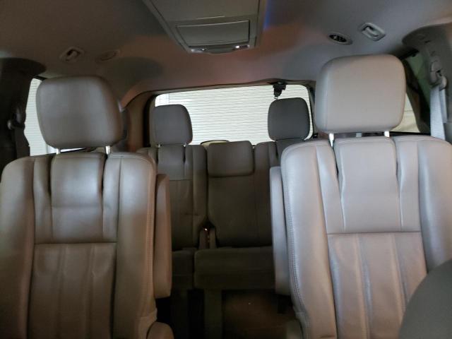 Photo 10 from auction – 2012 CHRYSLER TOWN & COU with VIN 2C4RC1CG3CR386906