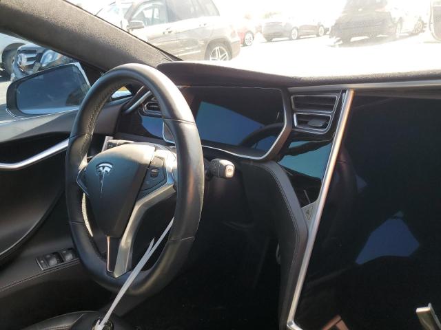 Photo 9 from auction – 2016 TESLA MODEL S with VIN 5YJSA1E41GF142909