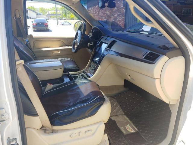 Photo 5 from auction – 2007 CADILLAC ESCALADE E with VIN 3GYFK62827G309690