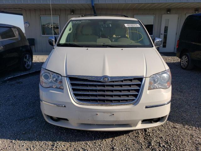 Photo 5 from auction – 2010 CHRYSLER TOWN & COU with VIN 2A4RR7DX5AR366938
