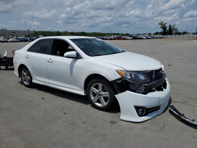 Photo 4 from auction – 2014 TOYOTA CAMRY L with VIN 4T1BF1FK9EU738221