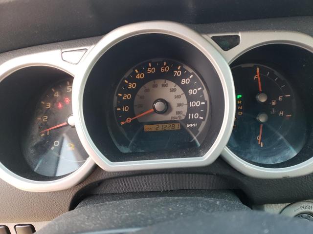 Photo 9 from auction – 2004 TOYOTA 4RUNNER SR with VIN JTEBU14R148026301