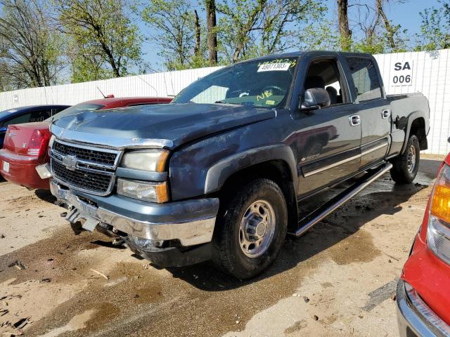 CHEVROLET SILVERADO 2006 with VIN 1GCGK13U36F225564 - Photo from auction