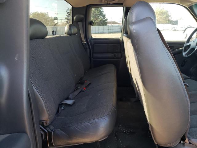 Photo 10 from auction – 2003 CHEVROLET SILVERADO with VIN 2GCEC19V031378653