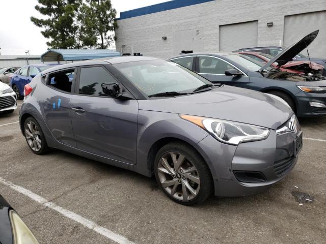 Foto 4 de la subasta – 2016 HYUNDAI VELOSTER con VIN KMHTC6AD4GU289388