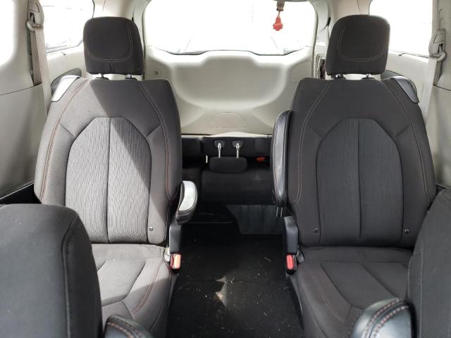 Photo 10 from auction – 2017 CHRYSLER PACIFICA T with VIN 2C4RC1BG5HR780030
