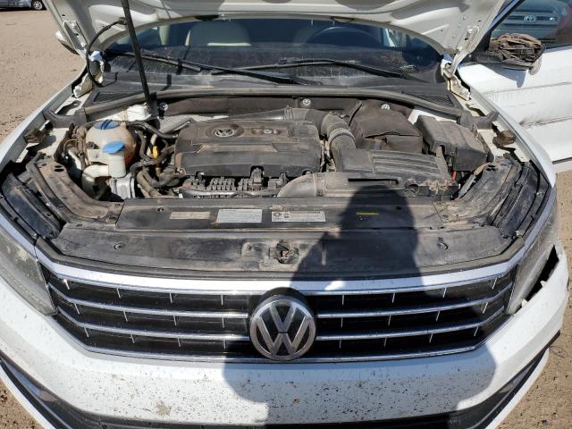 Photo 11 from auction – 2017 VOLKSWAGEN PASSAT SE with VIN 1VWBT7A34HC046522