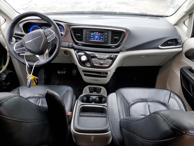 Photo 8 from auction – 2017 CHRYSLER PACIFICA T with VIN 2C4RC1BG5HR655044