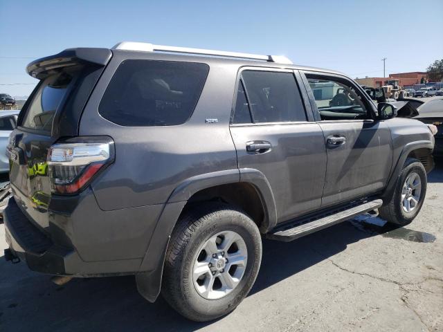 Photo 3 from auction – 2018 TOYOTA 4RUNNER SR with VIN JTEBU5JR6J5515754