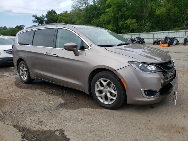 Photo 4 from auction – 2018 CHRYSLER PACIFICA T with VIN 2C4RC1FG4JR294471
