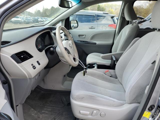 Photo 7 from auction – 2012 TOYOTA SIENNA LE with VIN 5TDJK3DC3CS031457