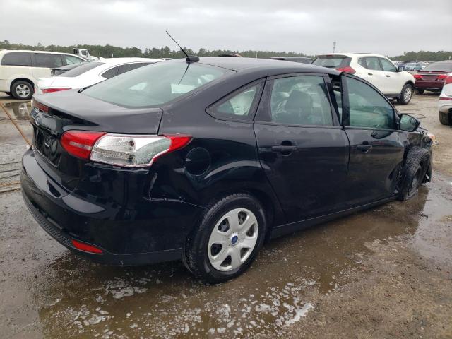 Photo 3 from auction – 2018 FORD FOCUS S with VIN 1FADP3E26JL300009