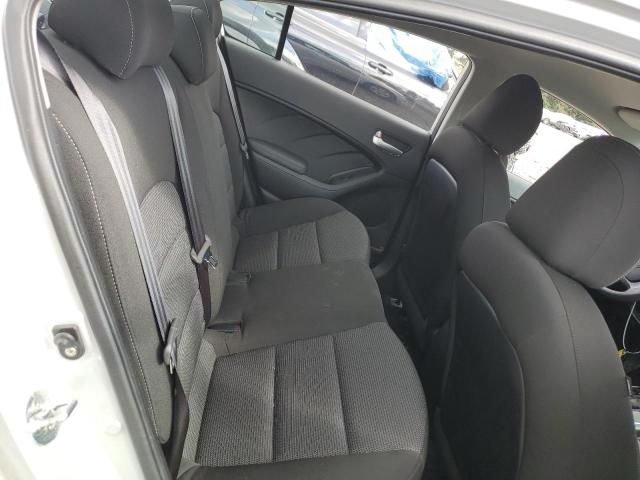 Photo 10 from auction – 2017 KIA FORTE LX with VIN 3KPFK4A77HE059055