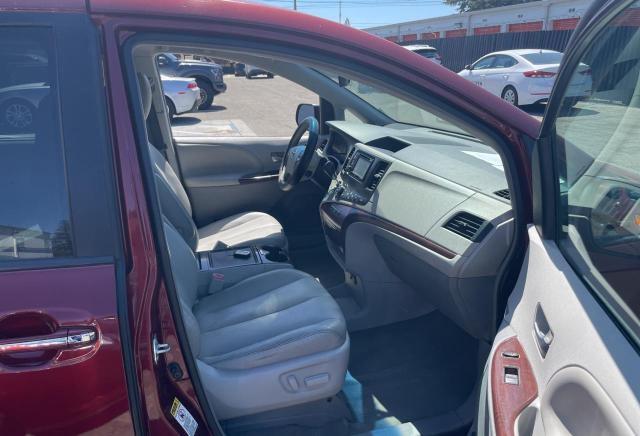 Photo 5 from auction – 2014 TOYOTA SIENNA XLE with VIN 5TDYK3DCXES409839