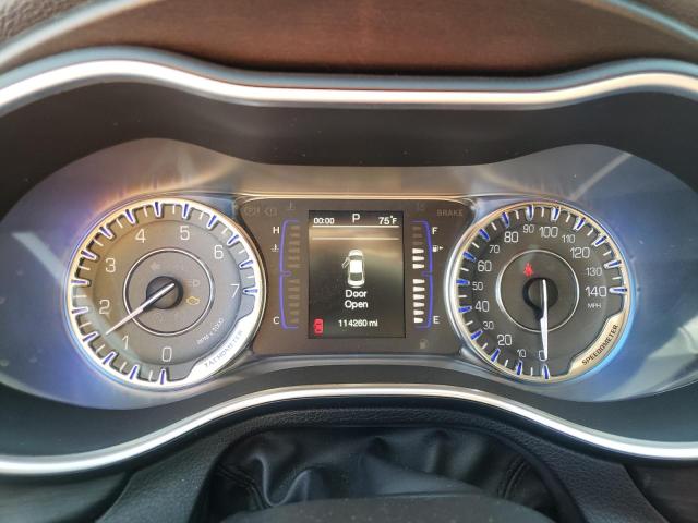 Photo 9 from auction – 2015 CHRYSLER 200 LIMITE with VIN 1C3CCCAB9FN667414