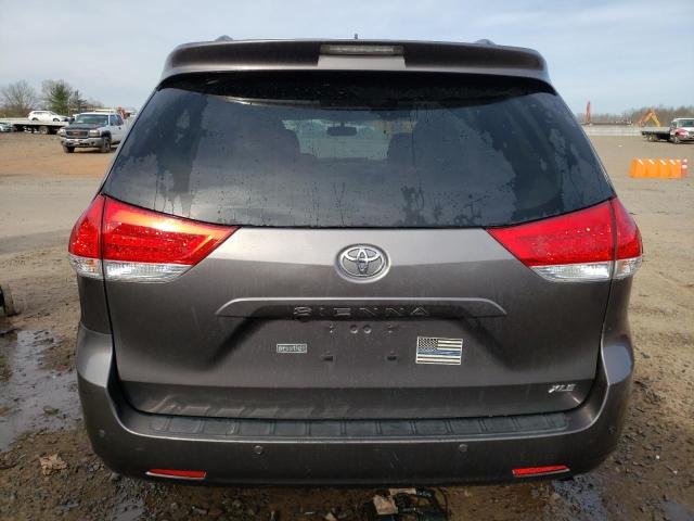 Photo 6 from auction – 2011 TOYOTA SIENNA XLE with VIN 5TDYK3DC3BS008287