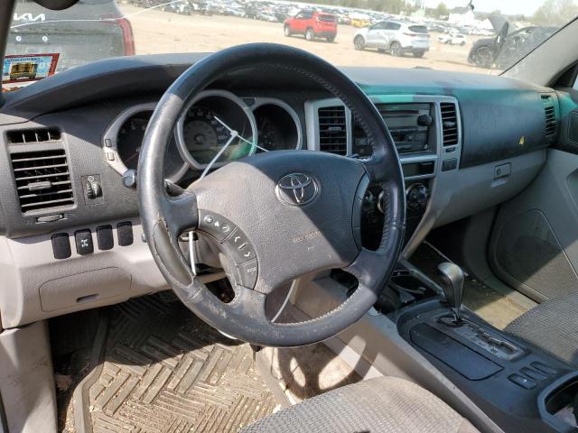 Photo 8 from auction – 2004 TOYOTA 4RUNNER SR with VIN JTEBT14R040043561
