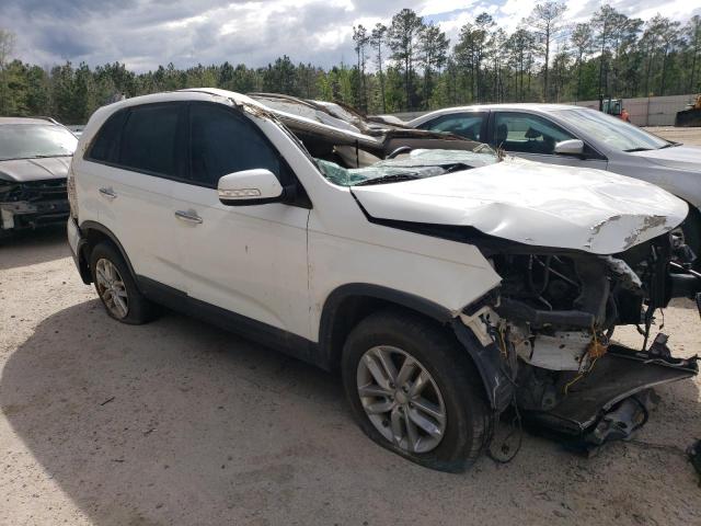 Photo 4 from auction – 2015 KIA SORENTO LX with VIN 5XYKT3A64FG644009