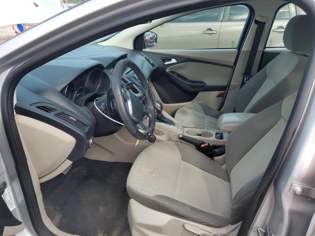 Foto 7 de la subasta – 2013 FORD FOCUS SE con VIN 1FADP3F22DL198081