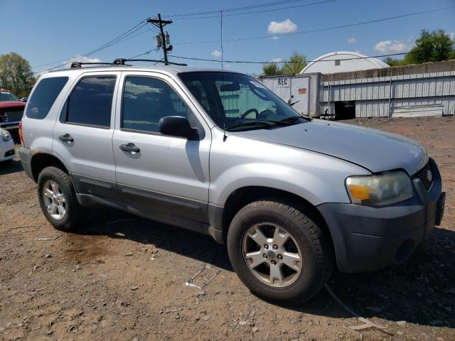 Photo 4 from auction – 2005 FORD ESCAPE XLT with VIN 1FMYU93115KB23037