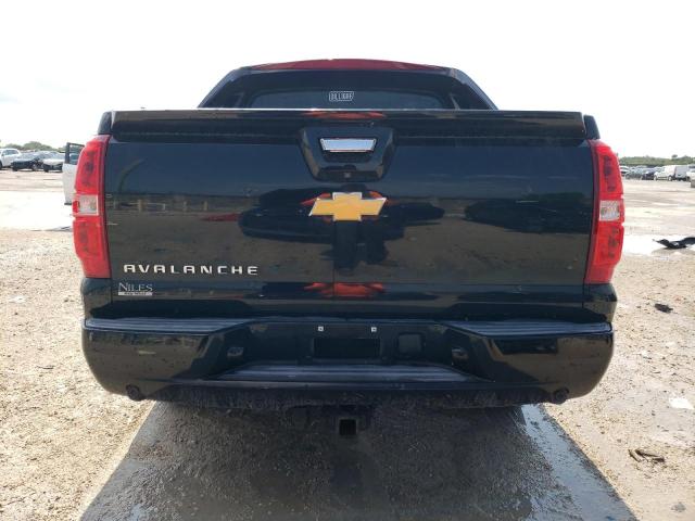 Photo 6 from auction – 2013 CHEVROLET AVALANCHE with VIN 3GNTKFE73DG322592