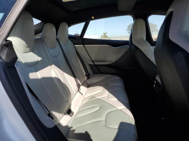 Photo 10 from auction – 2015 TESLA MODEL S with VIN 5YJSA1E20FF116427