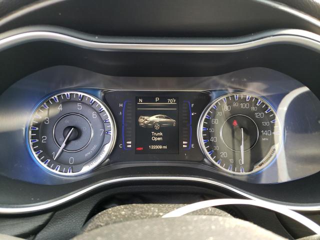 Photo 9 from auction – 2015 CHRYSLER 200 LIMITE with VIN 1C3CCCAB5FN689331