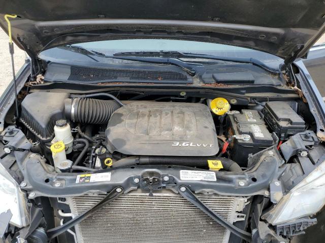 Photo 12 from auction – 2015 CHRYSLER TOWN & COU with VIN 2C4RC1BG6FR695517