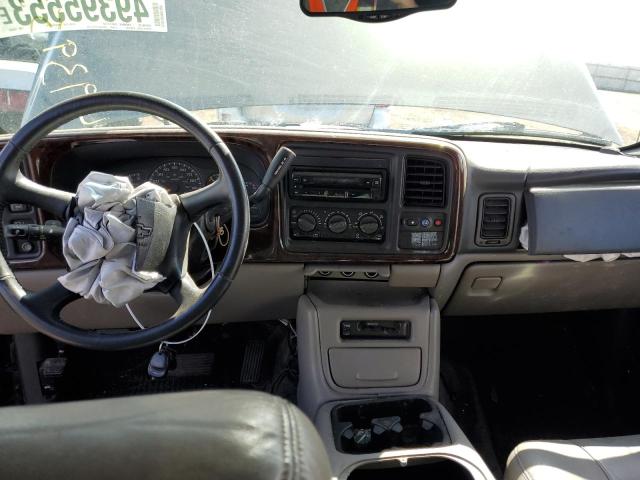 Photo 8 from auction – 2002 CHEVROLET SUBURBAN K with VIN 3GNFK16Z72G146482