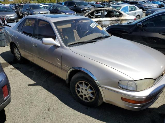 Photo 4 from auction – 1994 TOYOTA CAMRY LE with VIN JT2SK12E5R0267500