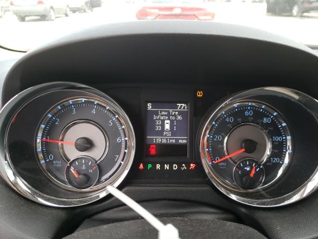 Photo 9 from auction – 2014 CHRYSLER TOWN & COU with VIN 2C4RC1CG7ER115818