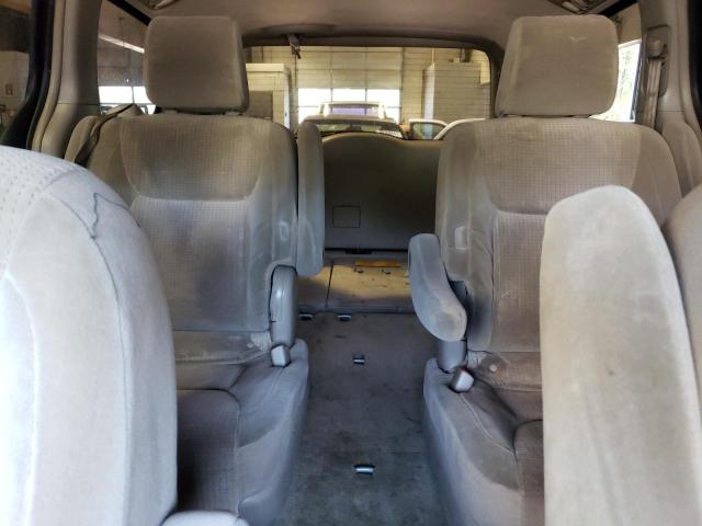 Photo 10 from auction – 2010 TOYOTA SIENNA CE with VIN 5TDKK4CC5AS336001