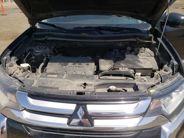 Photo 12 from auction – 2016 MITSUBISHI OUTLANDER with VIN JA4AD2A36GZ038572