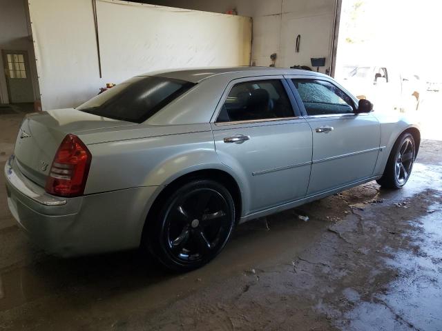 Photo 3 from auction – 2005 CHRYSLER 300C with VIN 2C3AA63H15H120337