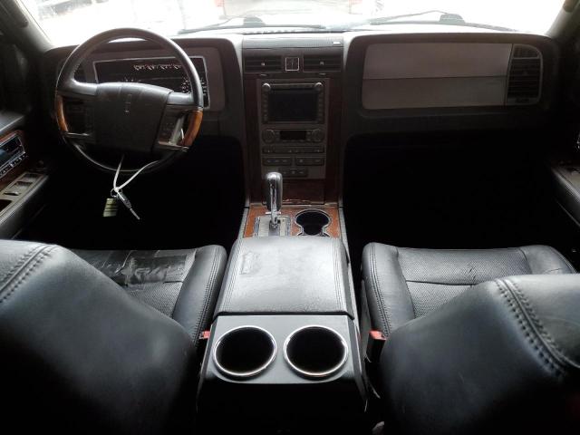 Photo 8 from auction – 2012 LINCOLN NAVIGATOR with VIN 5LMJJ3J52CEL00121