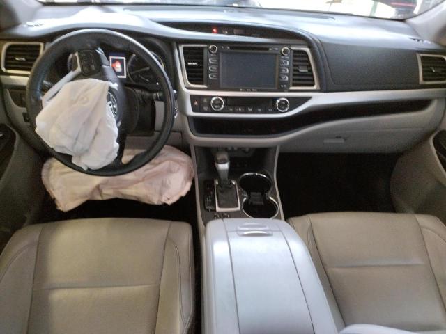 صورة رقم 8 من المزاد - 2018 TOYOTA HIGHLANDER مع VIN 5TDJZRFH6JS549020