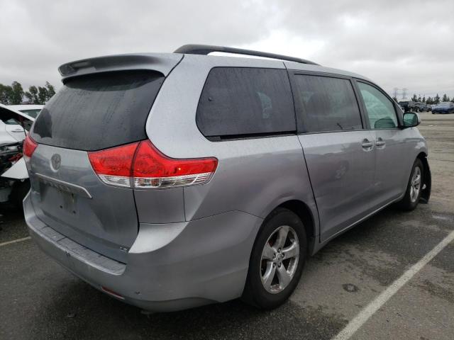 Photo 3 from auction – 2011 TOYOTA SIENNA LE with VIN 5TDKK3DC6BS125707