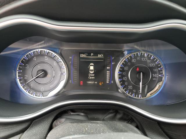 Photo 9 from auction – 2015 CHRYSLER 200 LIMITE with VIN 1C3CCCAB8FN666285