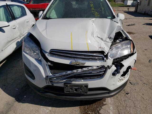 Photo 12 from auction – 2016 CHEVROLET TRAX LS with VIN KL7CJNSB9GB611579
