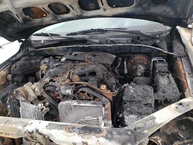 Photo 12 from auction – 2004 KIA SORENTO EX with VIN KNDJD733645238645