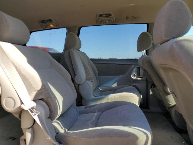 Photo 11 from auction – 2004 TOYOTA SIENNA CE with VIN 5TDZA23C84S013491