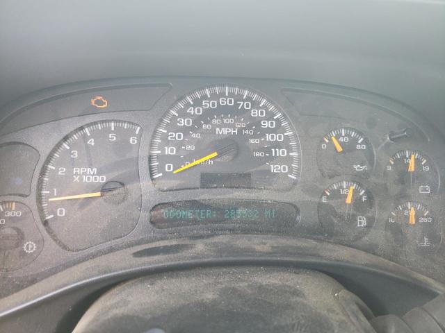 Photo 9 from auction – 2005 CHEVROLET SILVERADO with VIN 1GCHC23U25F968674