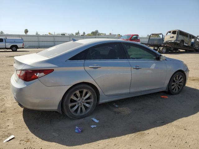 Photo 3 from auction – 2011 HYUNDAI SONATA SE with VIN 5NPEC4AC3BH140921