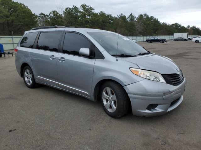 Photo 4 from auction – 2012 TOYOTA SIENNA LE with VIN 5TDKK3DC3CS198826