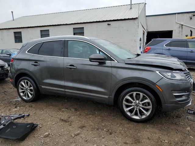 Photo 4 from auction – 2017 LINCOLN MKC SELECT with VIN 5LMCJ2D9XHUL46472