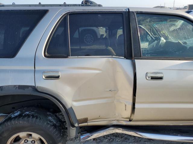 Photo 11 from auction – 2002 TOYOTA 4RUNNER SR with VIN JT3GN86R820259055