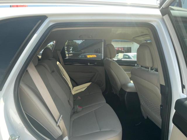 Photo 6 from auction – 2014 KIA SORENTO LX with VIN 5XYKTCA64EG545558