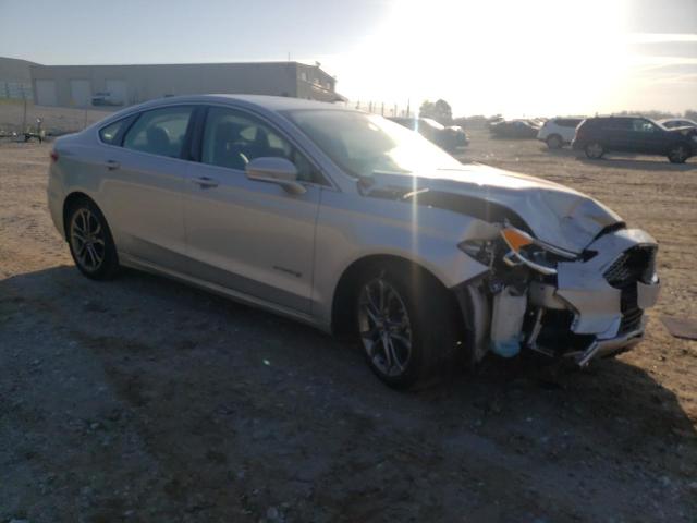 Photo 4 from auction – 2019 FORD FUSION TIT with VIN 3FA6P0RU6KR220943