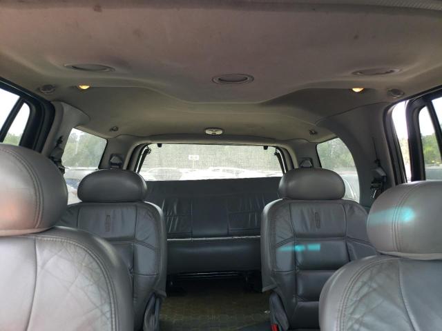 Photo 10 from auction – 2002 LINCOLN NAVIGATOR with VIN 5LMEU27R92LJ13210